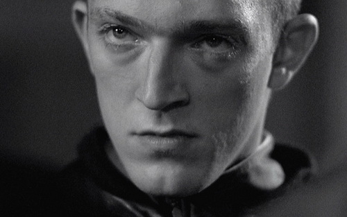 анигиляционная агрессия