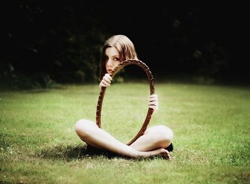 формируется нарциссическая личность